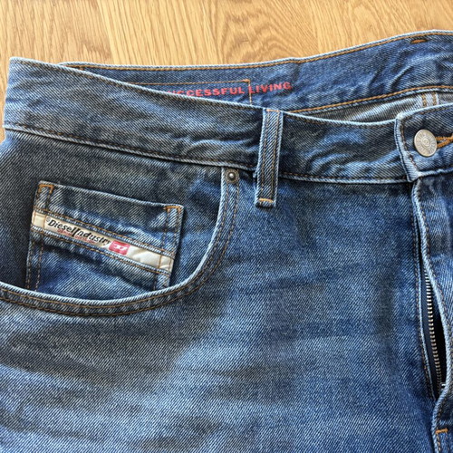 Diesel denim shorts like new, size 36, blue