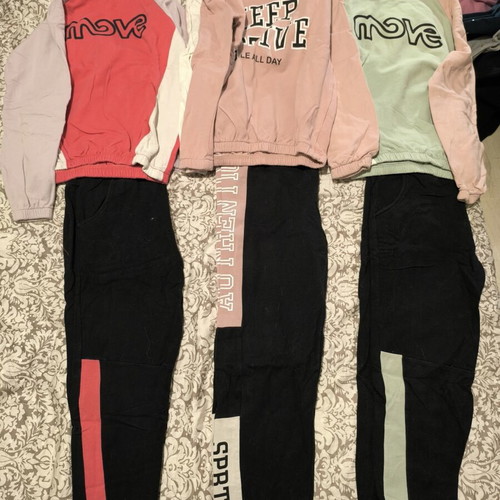 Girls' sportswear sets used, 4 pieces, size 8 years, Evita