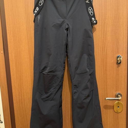 Exxtasy women's ski pants like new with detachable straps and HyperTEX