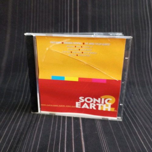 Sonic Earth 2 CD like new S1