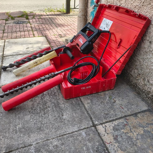 Hilti TE55 compressor used, rotary digging with two bits Φ/28
