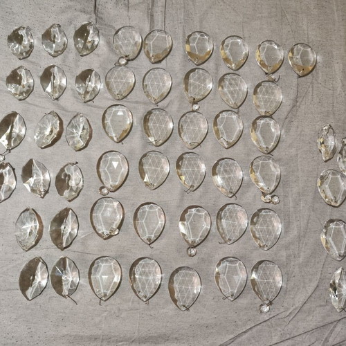 Vintage chandelier crystals like new, pack of 50 pieces 7 cm