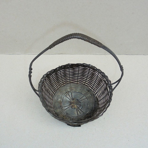 Metal basket like new