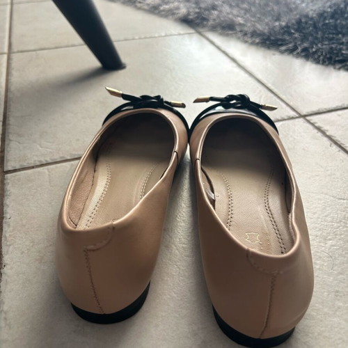 Lasocki ballerinas like new, black and beige, size 37