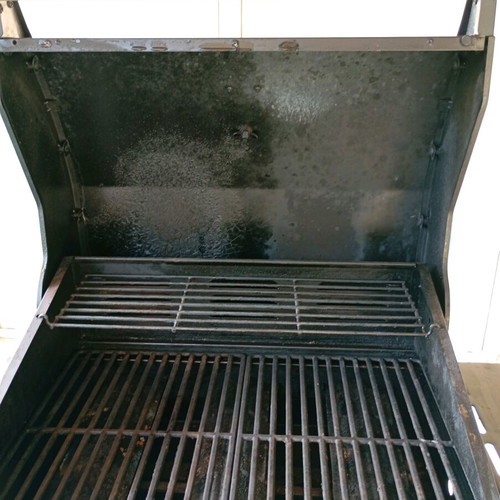 Bbq Nattera gas grill 3 burners used with side shelves