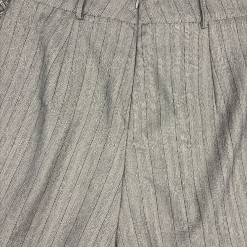High-Waisted Women's Shorts with Pleats Shein like new, beige gray