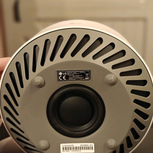 LG PJ9 Portable Speaker New Bluetooth 360° with Subwoofer