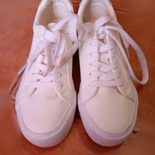 White sneakers new, athletic style, size 38