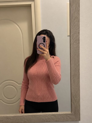 Shein ροζ πλεκτή μπλούζα με χρυσές λεπτομέρειες στους ώμους