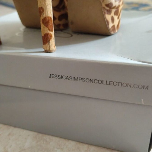 Jessica Simpson high heels like new, size 38, pony skin