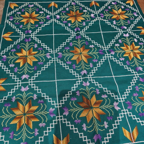 Vintage embroidered hand-stitched square new, 0.75x0.75 m