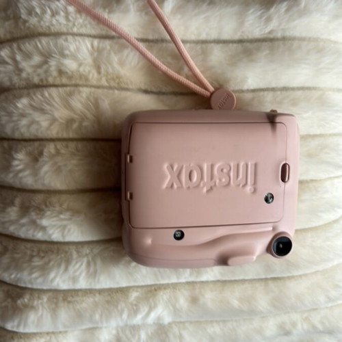 Instax Mini 11 used in perfect condition with batteries