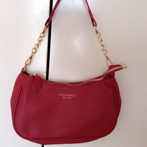 Red shoulder bag 2-in-1 with gold details, new without tags