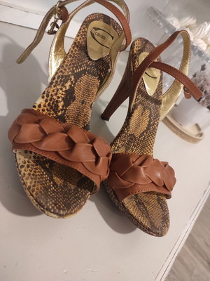 Just Cavalli platform sandals used with tan animal print, size 41