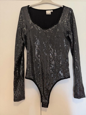 Ichi metallic effect bodysuit new, size medium