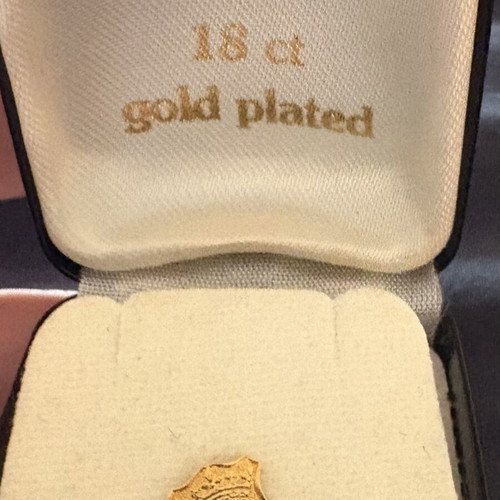 Ascot 18ct Gold Plated Lapel Pin with English Heraldic Coat of Arms
