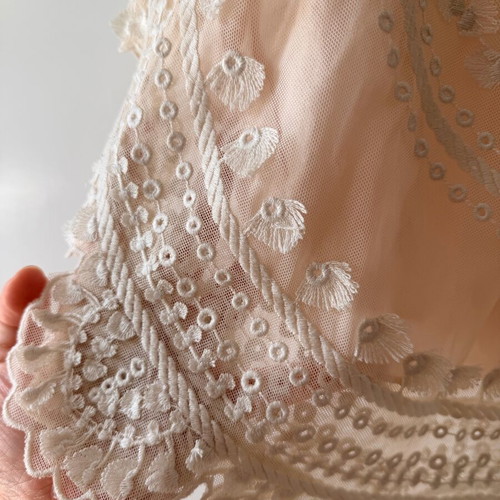 Lace top like new, white, size S, nylon and silk