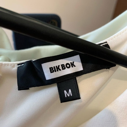 Women dress white with open back, size M, Bik Bok new