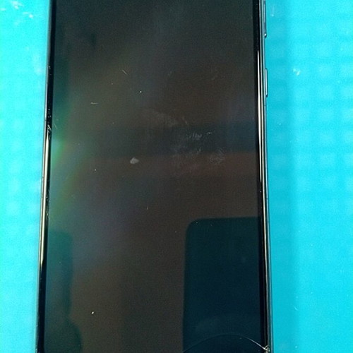 Samsung Galaxy A52s 5G smartphone used with cracked screen, Android 14