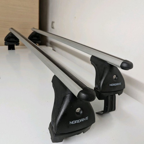 Nordrive aluminum roof bars for Citroen DS4 used with lock