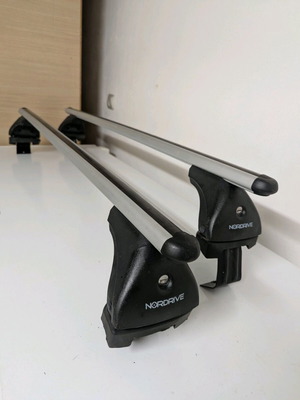 Nordrive aluminum roof bars for Citroen DS4 used with lock