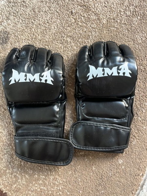MMA gloves new