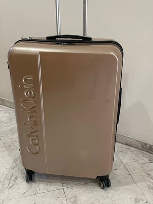 Βαλίτσα Calvin Klein μεγάλη, σαν καινούργια, μπεζ