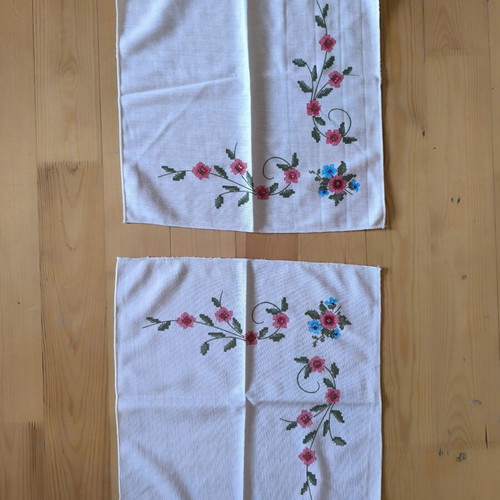 Vintage Handmade Cross-Stitch Napkins Set of 2 35x35 cm