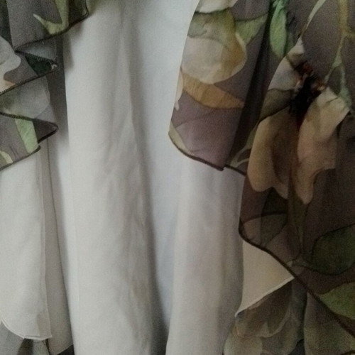 Cento Fashion floral wrap dress like new, multicolor