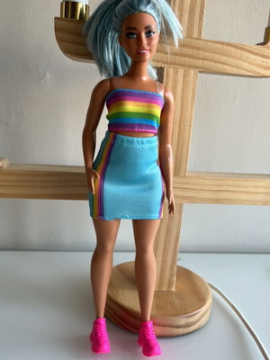 Barbie extra used, excellent condition
