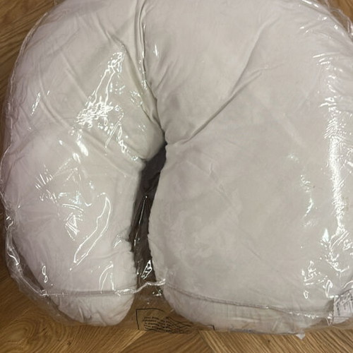 Dr Brown’s Nursing Pillow like new