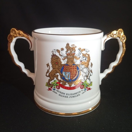 Royal Stafford Queen Elizabeth II Silver Jubilee Loving Cup