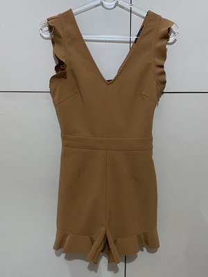 Camel one-piece romper used, size S, elastic fabric