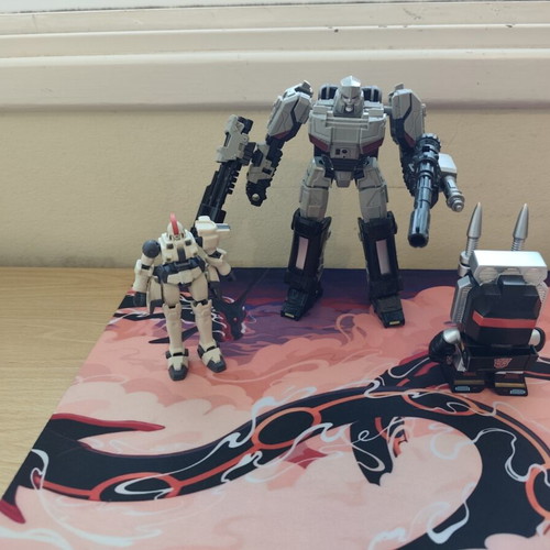 Transformers figure lot