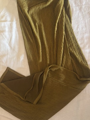 Shein long skirt with slit, green, size S
