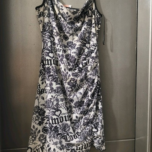 Mini black and white dress Primark like new, size L