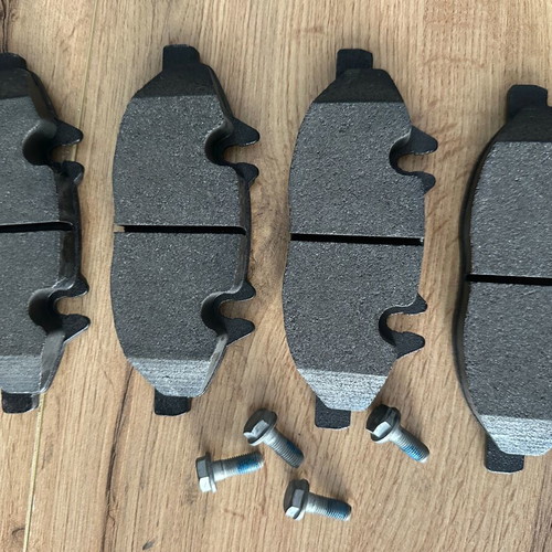 Brembo brake pads P50 050 for Mercedes Benz Vito/Viano 639 new