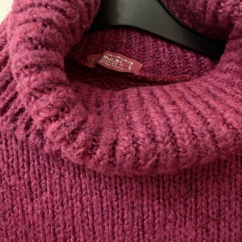 Pin up knitted turtleneck like new, pink-purple
