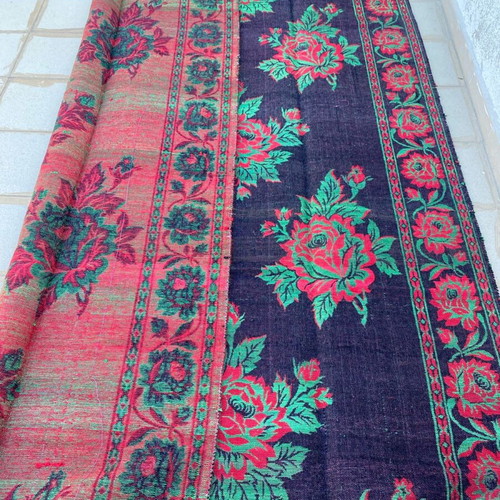 Traditional Wool Woven Rug new, reversible 3x2.1 meters