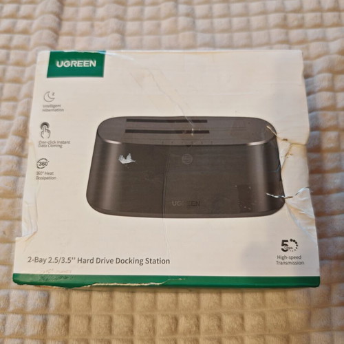 UGREEN 2-Bay 2.5"/3.5" HDD SSD Docking Station with Cloning
