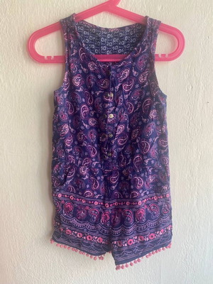 Girls' boho paisley print romper like new, purple