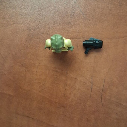 LEGO Star Wars Bossk Minifigure sw0828, rare bounty hunter