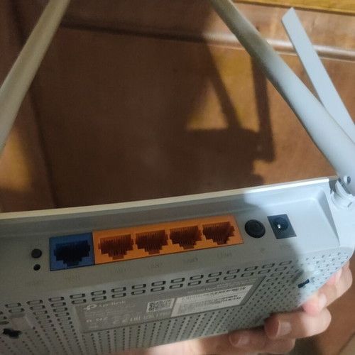 Tp-Link Archer C50 Router like new
