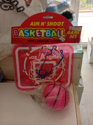 Basketball hoop with ball new, plastic 19x23cm for small kids