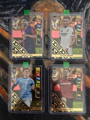 Panini Adrenalyn XL FIFA 365 2025 καινούργιο, 4 Momentum συλλογή