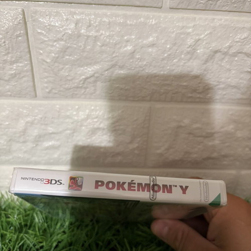 Pokémon Y Version Nintendo 3DS sealed