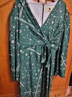 Karavan dress green like new XXL