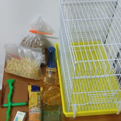 Birdcage and equipment new with feeders and UV waterer