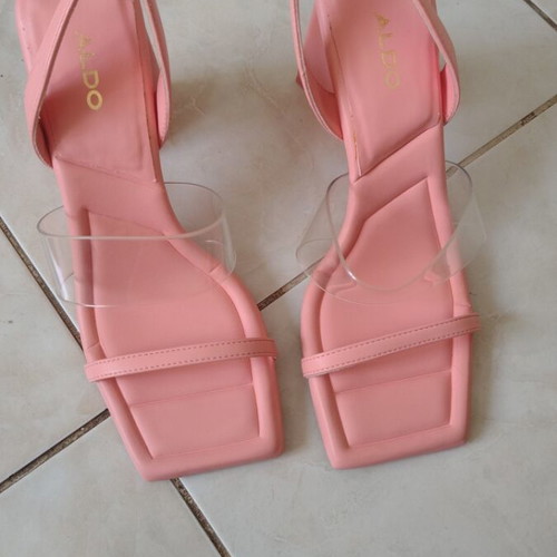 Aldo pink sandals size 37 like new with unique heel