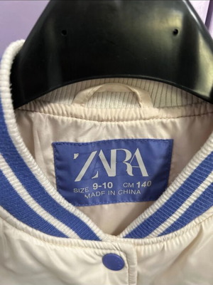 Jacket like new, thin style
